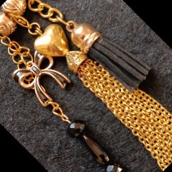 Złoto czarna zawieszka do torebki