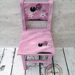 krzesełko z oparciem różowy kot