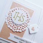 Subtelna ręcznie robiona kartka na Komunię  - Subtelna kartka komunijna z imieniem