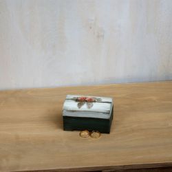 Pudełko na obrączki ślubne