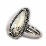 Srebrny pierścionek z kamieniem księżycowym, - srebrny regulowany pierścionek
