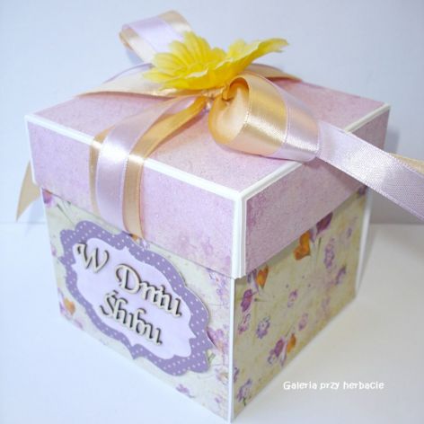 Pudełko, kartka ślubna fioletowa ze słonecznikiem