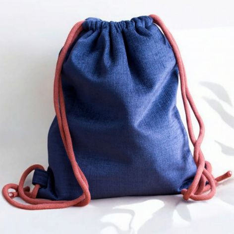 Granatowy workoplecak damski