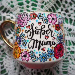 Ręcznie malowany kubek w kwiaty Super MAMA