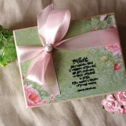 Pudełko na obrączki w zieleni i różu