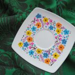 Wiosenna filiżanka ze spodkiem ŁAKA - prezent dla babci