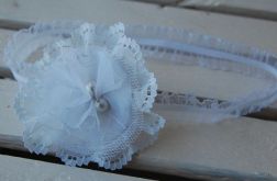Opaska niemowlęca - "Delikatność w bieli"