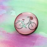 Broszka z rowerem różowym - 