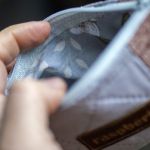 Mini szaro-różowa kosmetyczka - 