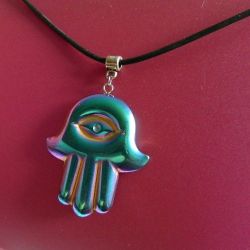 Hematyt tęczowy, wisiorek Ręka Fatimy, talizman