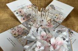 186,exploding box na ślub z krzesełkami.