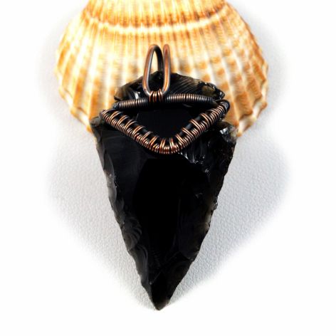 Smocze szkło miedziany wisior z obsydianem