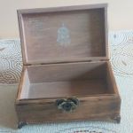 Drewniane, opalane pudełko na biżuterię - Drewniane, opalane pudełko na biżuterię