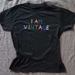Koszulka ręcznie malowana I am vintage unisex