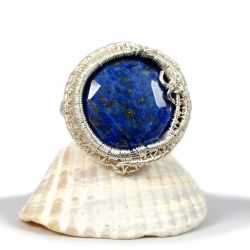 Lapis, Srebrny pierścionek z lapis lazuli