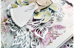 Dziewczynka z różańcem w pudełku - ZAMÓWIONA