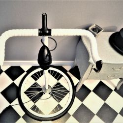 Cyklo Lampo Black&White
