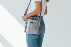 Szara listonoszka z kominem I