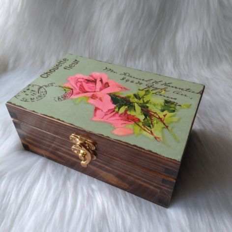 szkatułka na biżuterię z różą retro