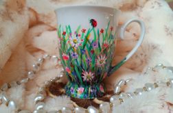 Wiosenna łąka ręcznie malowany kubek śniadaniowy 300 ml.