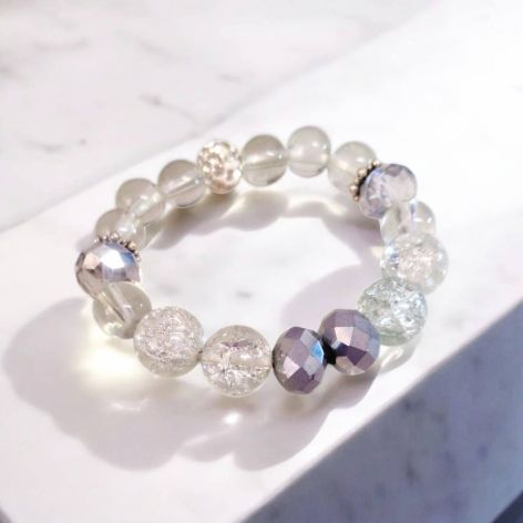 Bransoletka na gumce z kryształkami