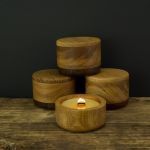 Sojowa, zapachowa świeca w drewnie dębowym - 