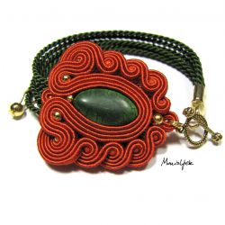 bransoleta z zielonym howlitem