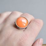 Pomarańczowe kółko - pierścionek ze szkłem - 