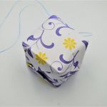 Bombka zawieszka kostka origami w kwiaty - 2