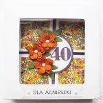 Kartka URODZINOWA rude kwiaty - Rudo-fioletowa kartka urodzinowa z kwiatami