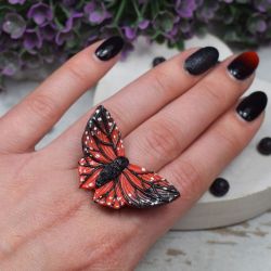 Duży pierścionek "czerwony motyl"