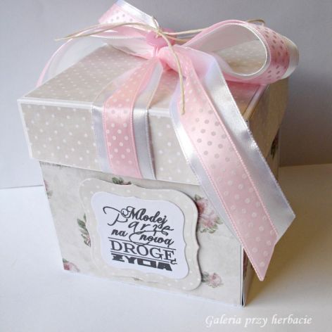 Pudełko, kartka ślubna beżowo - różowa