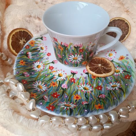 Ręcznie malowany komplet stokrotki na łące 250 ml