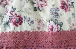 plażowa z różami i koronką