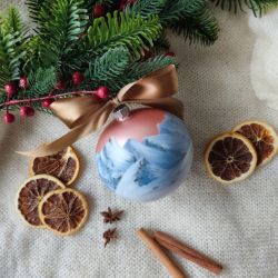 Ręcznie malowana bombka "zimowe Tatry" (6), 10 cm