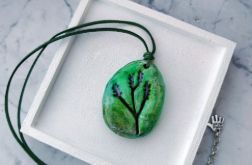 Leśna Harmonia – ręcznie robiony wisiorek z glinki