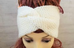 Opaska zimowa z węzłem, turban śnieżna biel