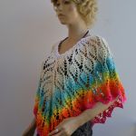 poncho / narzutka tęczowy liść - na szydełku
