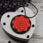 Wisiorek Czerwona Mandala - wisiorek czerwona mandala