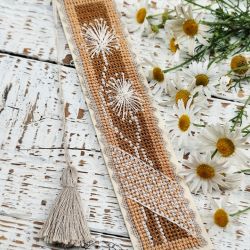 zakładka z haftem dmuchawca