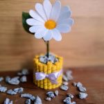 Margaretka - kwiat z filcu - żółta doniczka - null