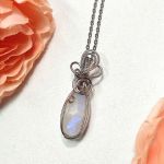 Naszyjnik Kamień księżycowy stal wirewrapping - Naszyjnik kamień księżycowy