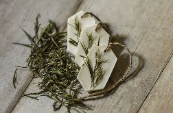 Zestaw tabliczek zapachowych do szafy o zapachu Bergamoty i Ylang-Ylang