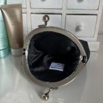 Portmonetka damska welurowa Serce, haftowana ręcznie - Podszewka