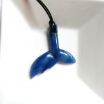 Agat niebieski, oryginalny wisiorek w kształcie płetwy - 