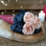 Bukiet róż z filcu - brzoskwiniowy - 