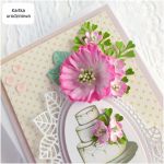 Kartka urodzinowa z tortem i kwiatami - detale