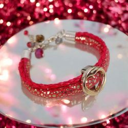 Bransoletka rzemykowa czerwone serce
