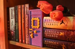 Skarbonka Book Nook Drzwi Friends Przyjaciele Gadżet dla Fana Dekoracja 3D