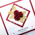 Kartka NA ŚLUB z bordowymi różami - Biało-bordowa kartka ślubna z różami